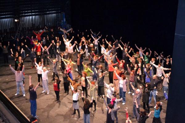 ATELIER 200 - színházi workshop civileknek